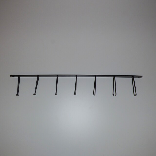 0,5U Kabelguide 19" m/7 bøyler svart SysM-type