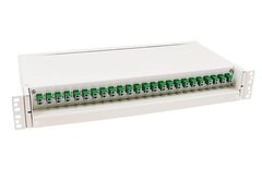 48 LC/APC Serie-E panel 24Adap+48Pigtail Fiberpanel FP75 PRO, 48 LC/APC (FOSS)