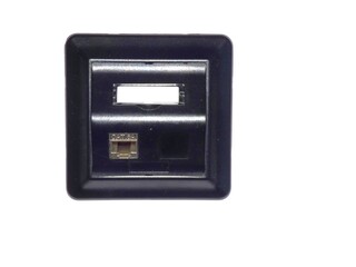 Skråuttak 84x84 m/1xENM Cat6A STP Svart Nettverksuttak inkl. modul