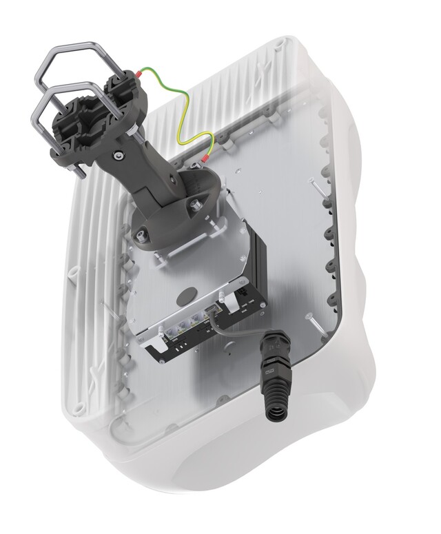 QuWireless QuMax for RutX50/RutM51 Ekstern antenne/kapsling retningsbestent 