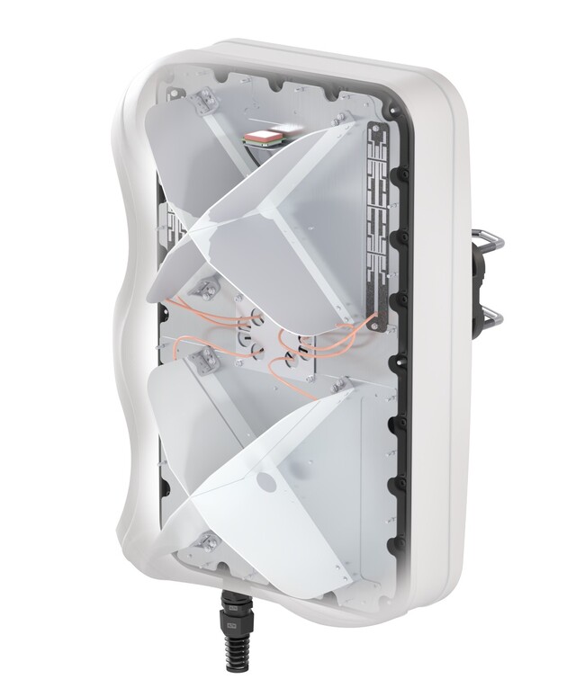 QuWireless QuMax for RutX50/RutM51 Ekstern antenne/kapsling retningsbestent 