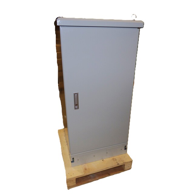 22U Gulvskap 19" 600x600 IP65 m 100w heatexchanger 