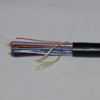 G288 QXXE G652.D ULL Corning HDPE Black 13mm OD, 6000m p&#229; trommel