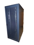 42U Serverskap 19" 800x1200 Svart Web Hjul, 800kg, perforert dør foran og bak