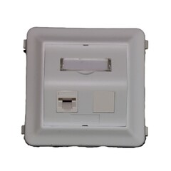 Kanaluttak f/TEK/INKA m/1xENM UTP Keyst Skr&#229;uttak 6010ABC+Monteringsramme+Cat6A