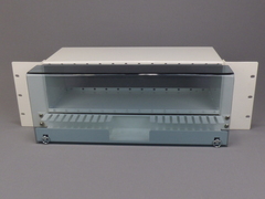 Telia 4U LGX 30mm magasin med underhylle for 19&quot; og 23&quot; rack