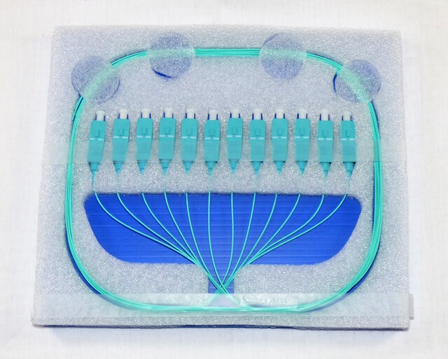 SC Pigtail OM3 Multimode, 1m Aqua Fiberhale/Grisehale stykkpris 12stk i pk 