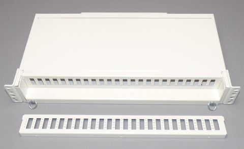 96 Fiber patchpanel Serie-E LC-Quad hvit 1,5U Ericsson type 19&quot;/ETSI