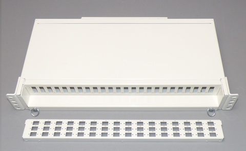 48 Fiber patchpanel Serie-E E2000 hvit 1,5U Ericsson type 19&quot;/ETSI