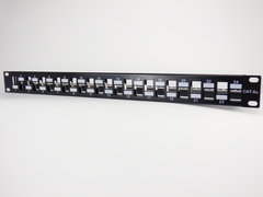 19&quot; 24 port 1U JYH patchpanel UTG&#197;TT Uten moduler.