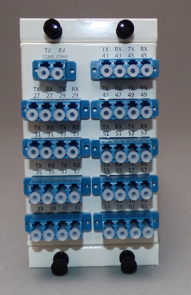 FiKS 70 3U CWDM Filterkassett 2x18 2xCOM 2x1271-1611nm m/LC 
