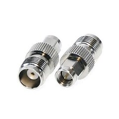 Adapter TNC-hun/SMA-han Overgang fra TNC-hun til SMA-han